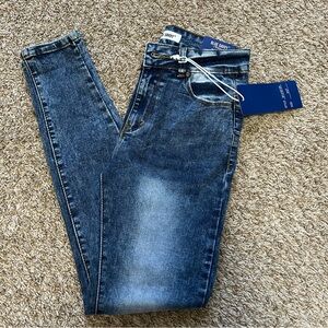 High-waisted Dark-Acid wash Skinny Jeans